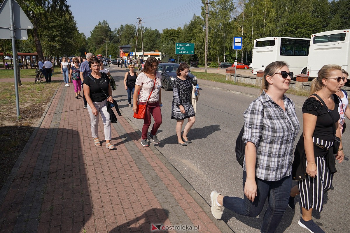 Pielgrzymka do Dąbrówki 2023 [10.09.2023] - zdjęcie #127 - eOstroleka.pl
