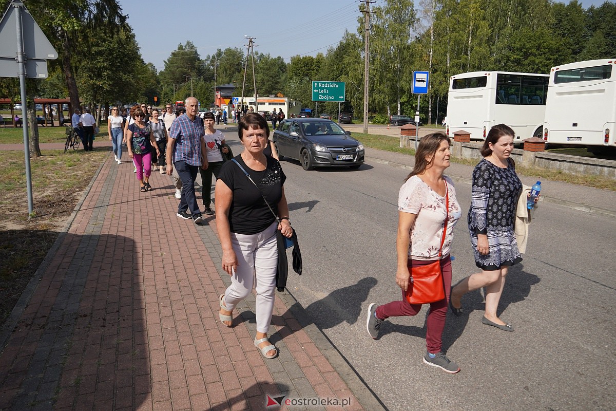 Pielgrzymka do Dąbrówki 2023 [10.09.2023] - zdjęcie #126 - eOstroleka.pl