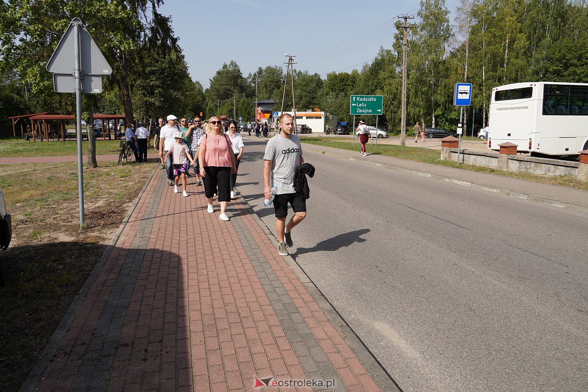 Pielgrzymka do Dąbrówki 2023 [10.09.2023] - zdjęcie #115 - eOstroleka.pl