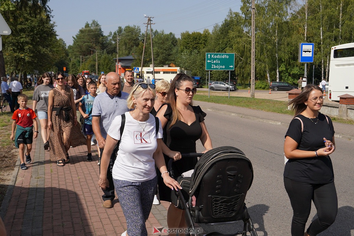 Pielgrzymka do Dąbrówki 2023 [10.09.2023] - zdjęcie #110 - eOstroleka.pl