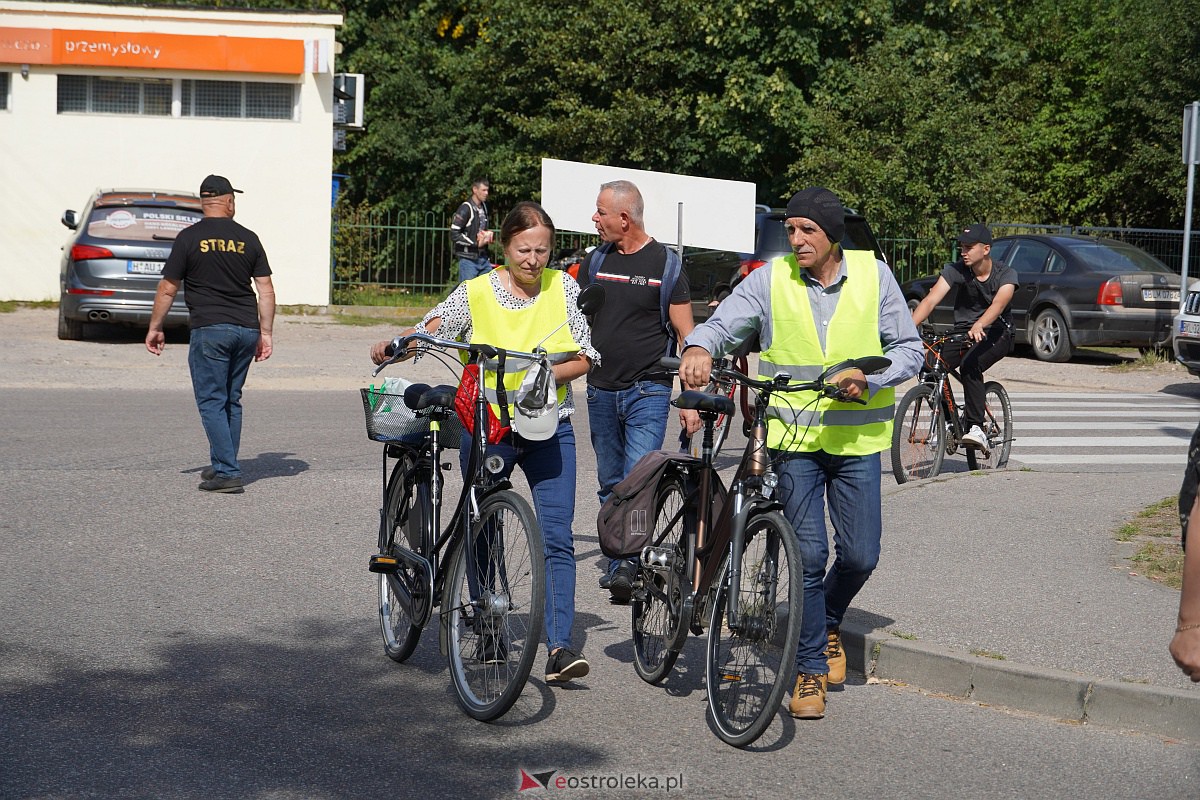 Pielgrzymka do Dąbrówki 2023 [10.09.2023] - zdjęcie #43 - eOstroleka.pl