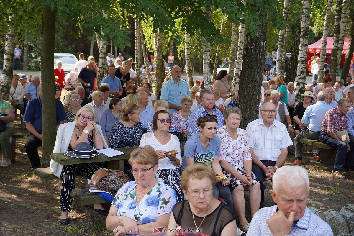 Pielgrzymka do Dąbrówki 2023 [10.09.2023] - zdjęcie #35 - eOstroleka.pl