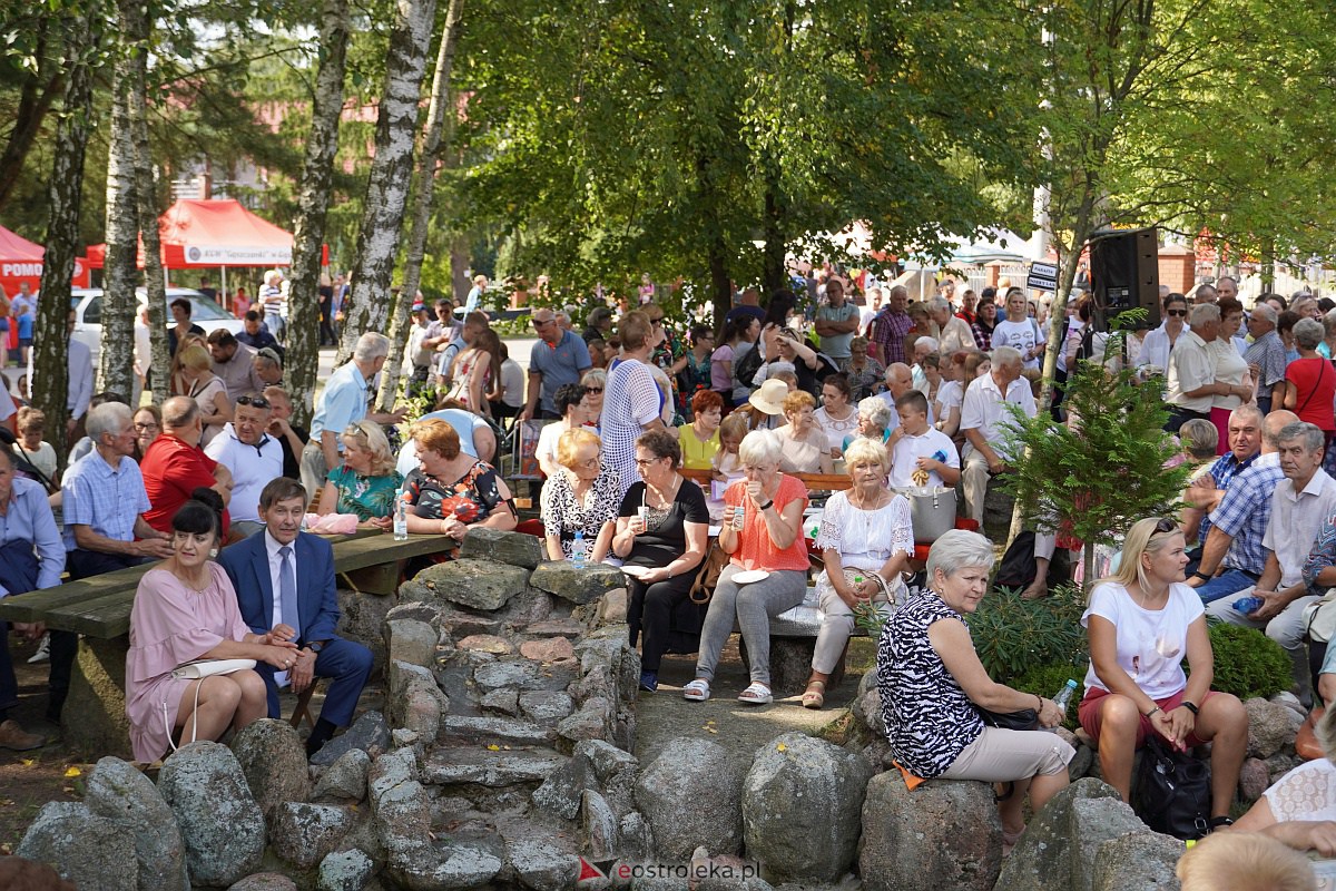 Pielgrzymka do Dąbrówki 2023 [10.09.2023] - zdjęcie #34 - eOstroleka.pl
