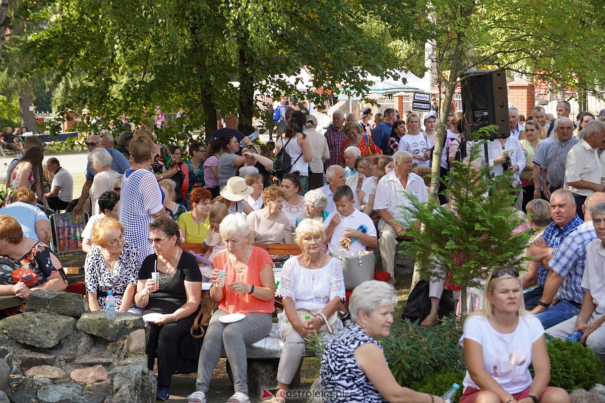 Pielgrzymka do Dąbrówki 2023 [10.09.2023] - zdjęcie #33 - eOstroleka.pl