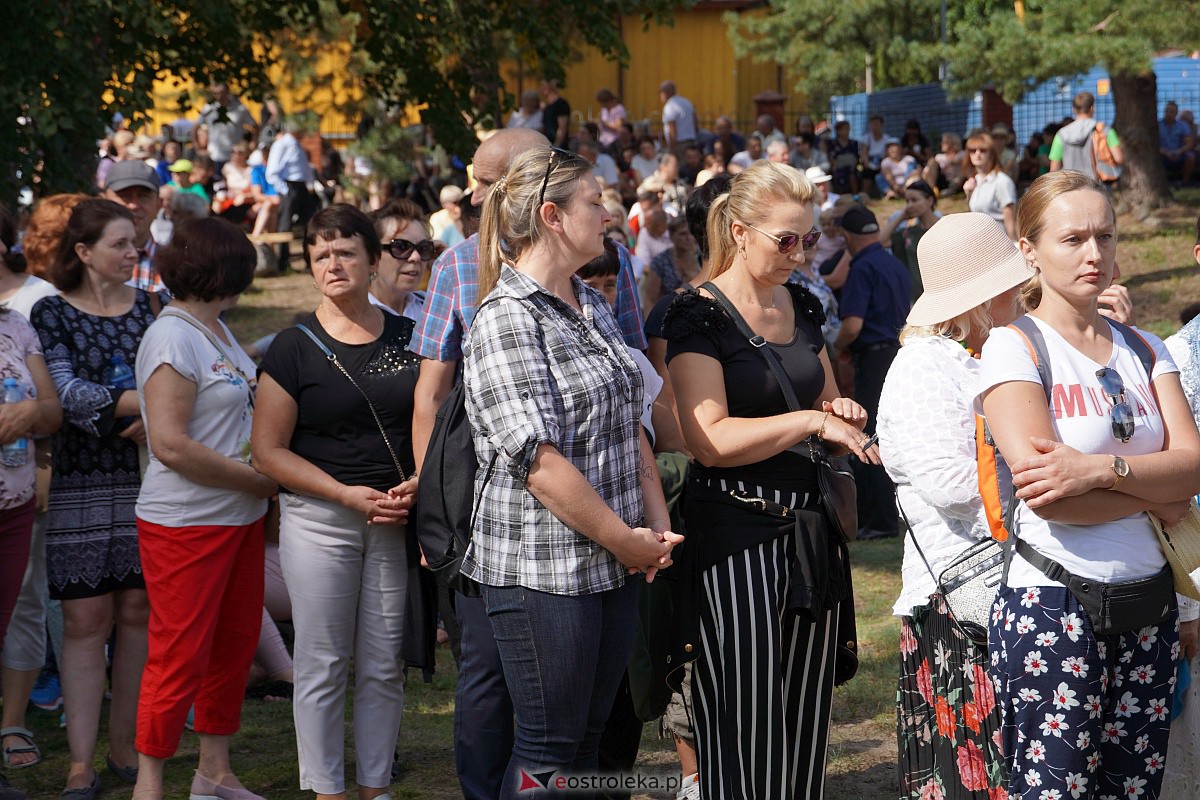 Pielgrzymka do Dąbrówki 2023 [10.09.2023] - zdjęcie #18 - eOstroleka.pl