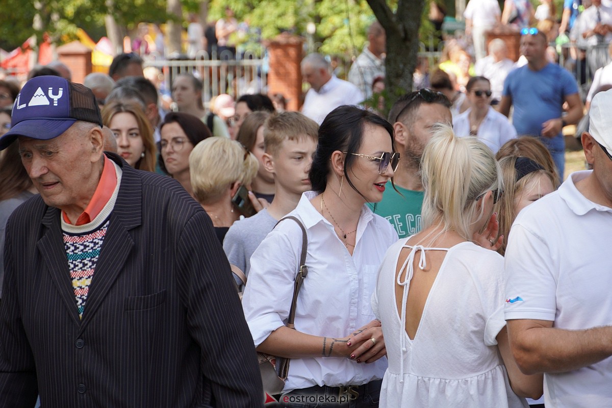 Pielgrzymka do Dąbrówki 2023 [10.09.2023] - zdjęcie #14 - eOstroleka.pl