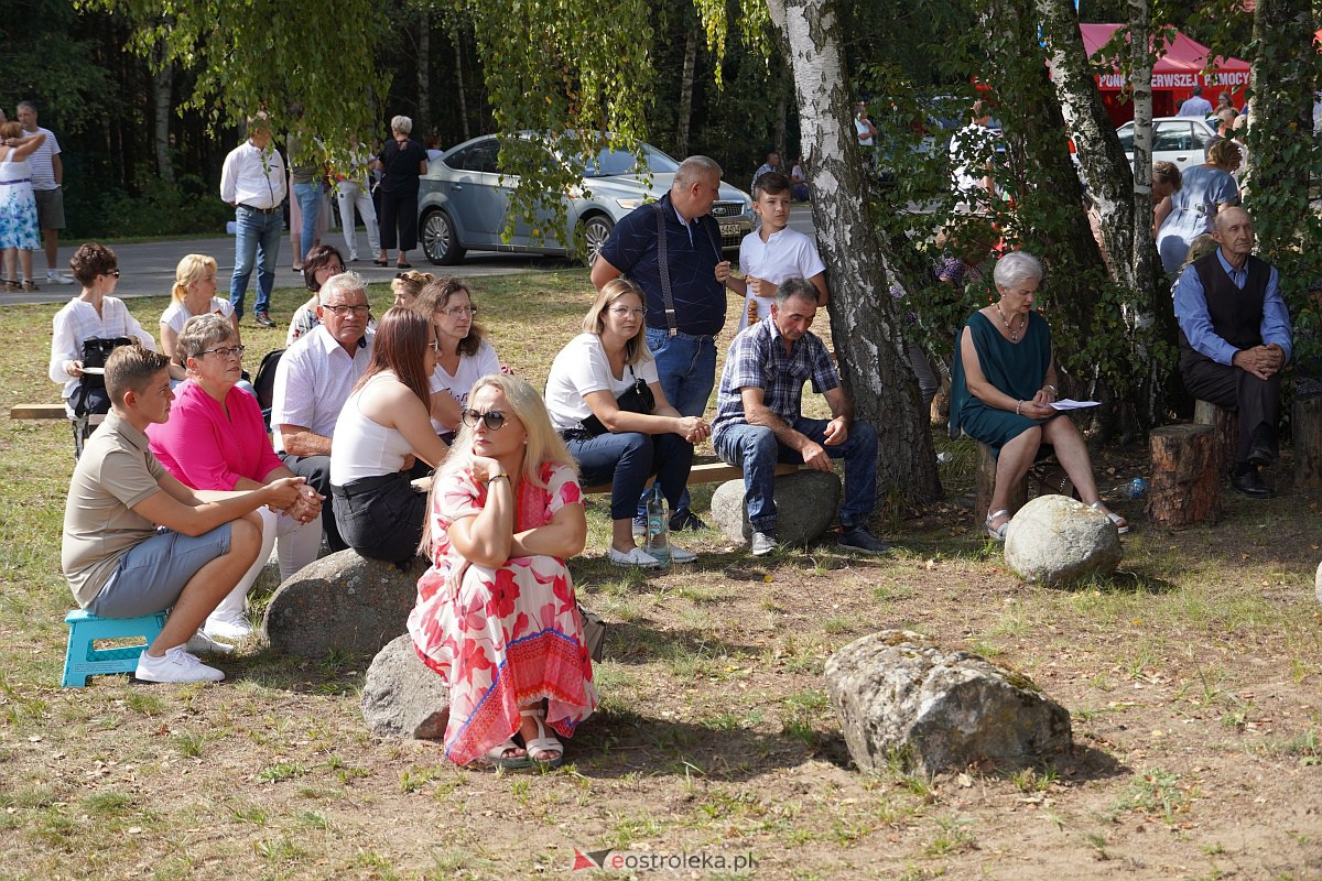 Pielgrzymka do Dąbrówki 2023 [10.09.2023] - zdjęcie #2 - eOstroleka.pl