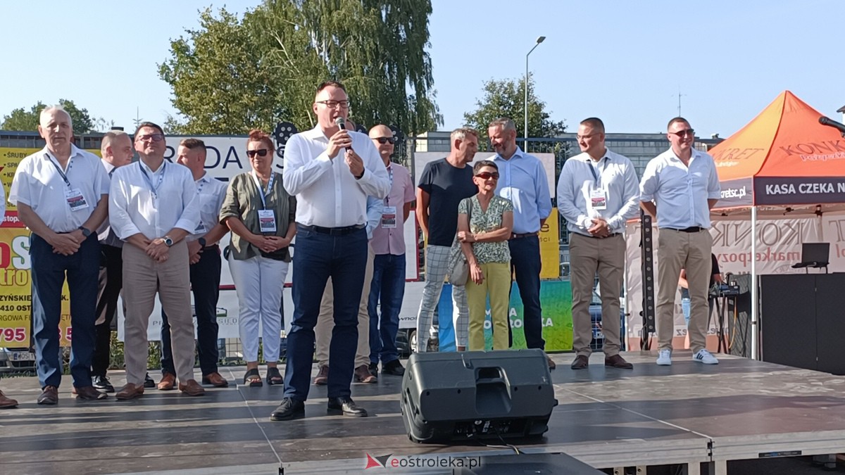 Festyn rodzinny na Osiedlu Centrum. Oko w oko z dinozaurem [10.09.2023] - zdjęcie #175 - eOstroleka.pl