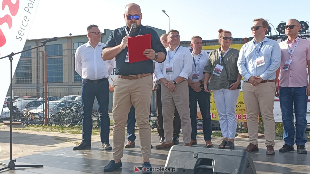 Festyn rodzinny na Osiedlu Centrum. Oko w oko z dinozaurem [10.09.2023] - zdjęcie #170 - eOstroleka.pl