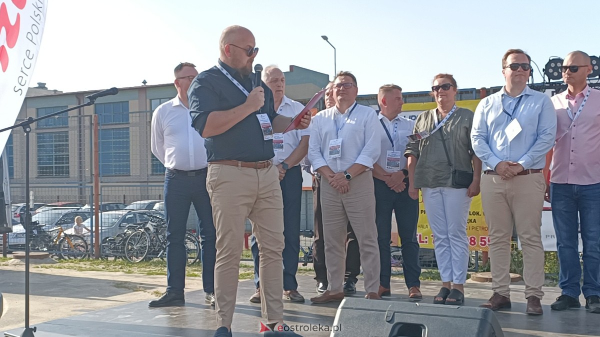 Festyn rodzinny na Osiedlu Centrum. Oko w oko z dinozaurem [10.09.2023] - zdjęcie #169 - eOstroleka.pl