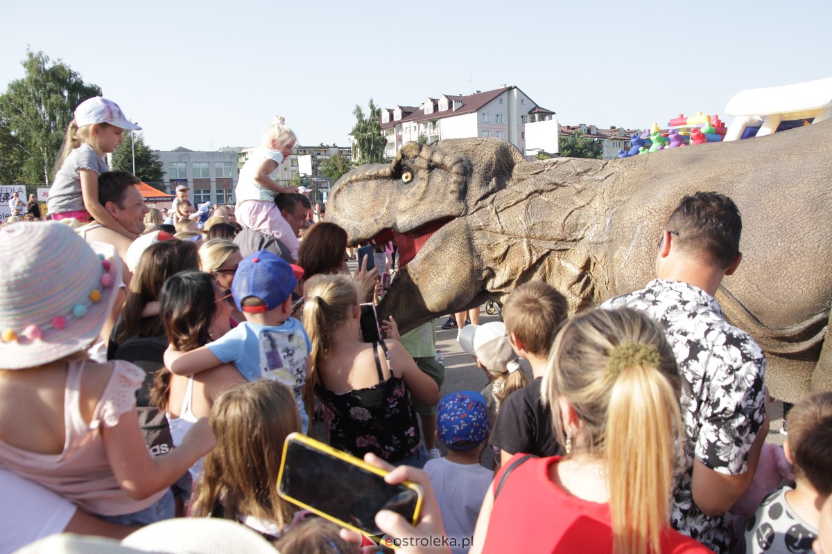 Festyn rodzinny na Osiedlu Centrum. Oko w oko z dinozaurem [10.09.2023] - zdjęcie #91 - eOstroleka.pl