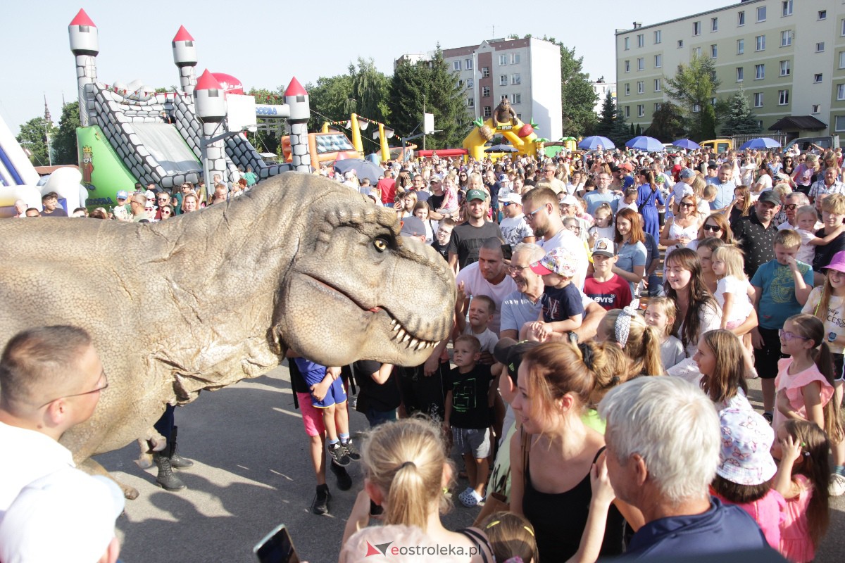 Festyn rodzinny na Osiedlu Centrum. Oko w oko z dinozaurem [10.09.2023] - zdjęcie #112 - eOstroleka.pl