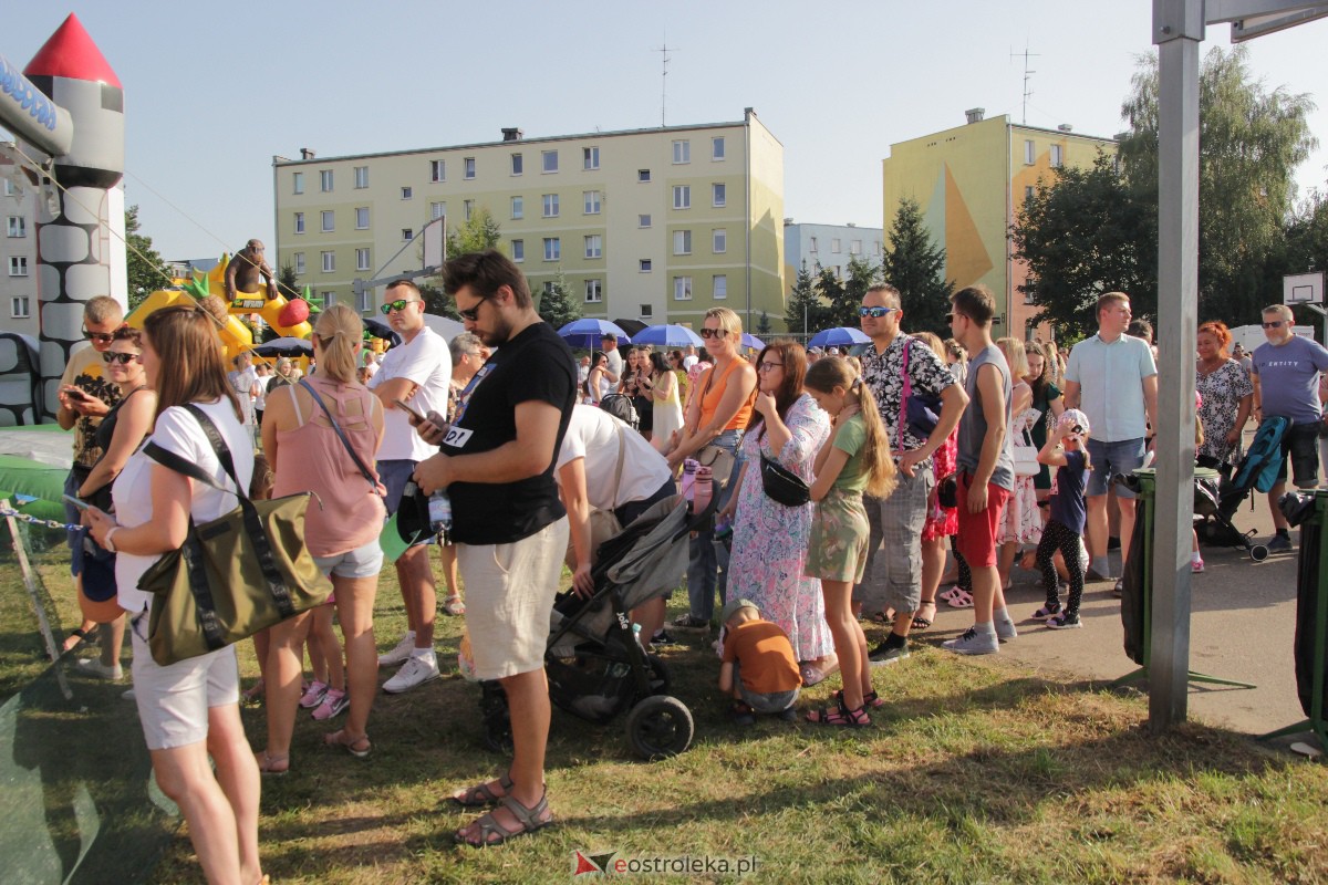 Festyn rodzinny na Osiedlu Centrum. Oko w oko z dinozaurem [10.09.2023] - zdjęcie #152 - eOstroleka.pl