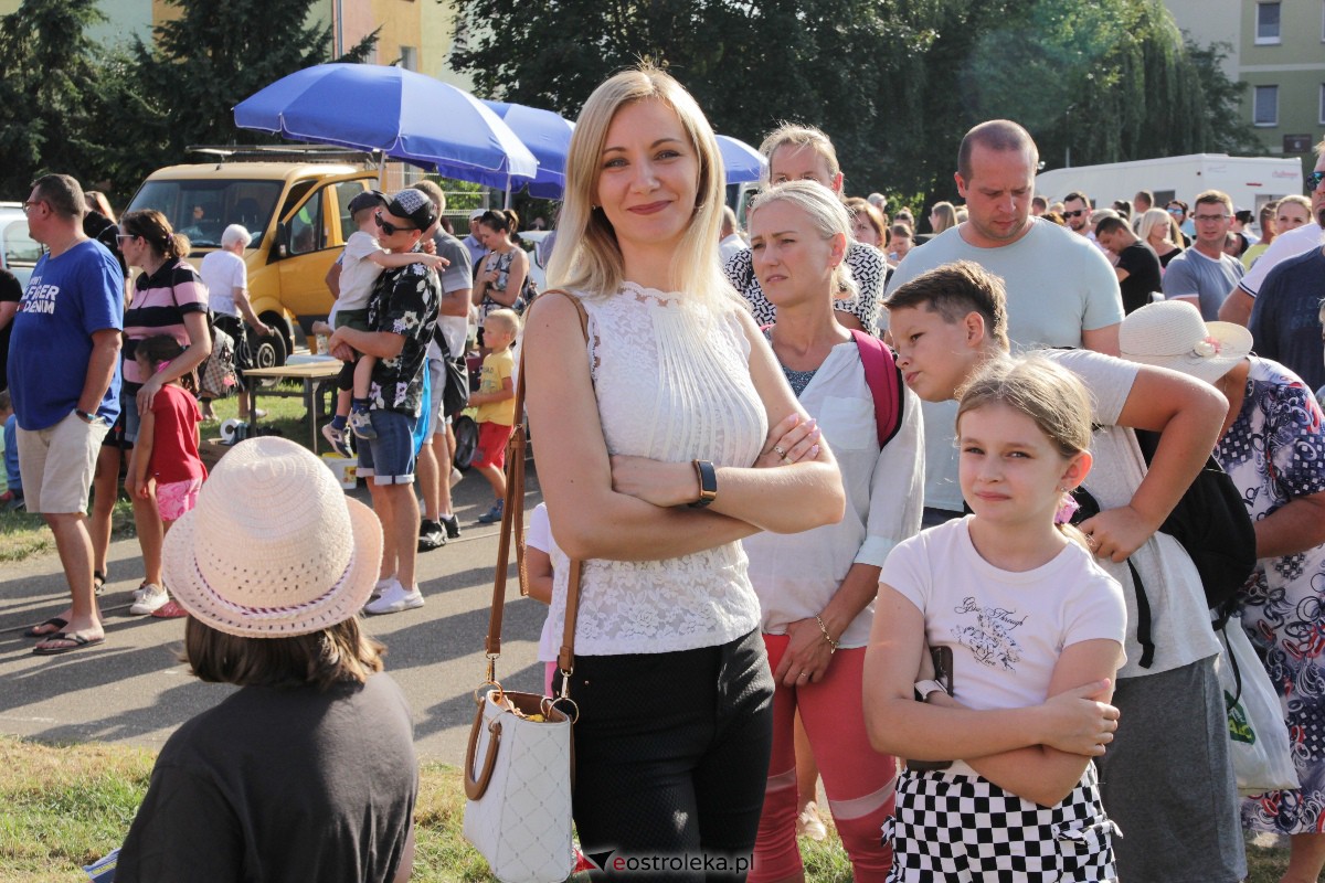 Festyn rodzinny na Osiedlu Centrum. Oko w oko z dinozaurem [10.09.2023] - zdjęcie #81 - eOstroleka.pl