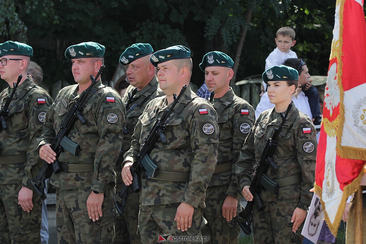 Uroczystość patriotyczna w Laskach Szlacheckich [10.09.2023] - zdjęcie #4 - eOstroleka.pl