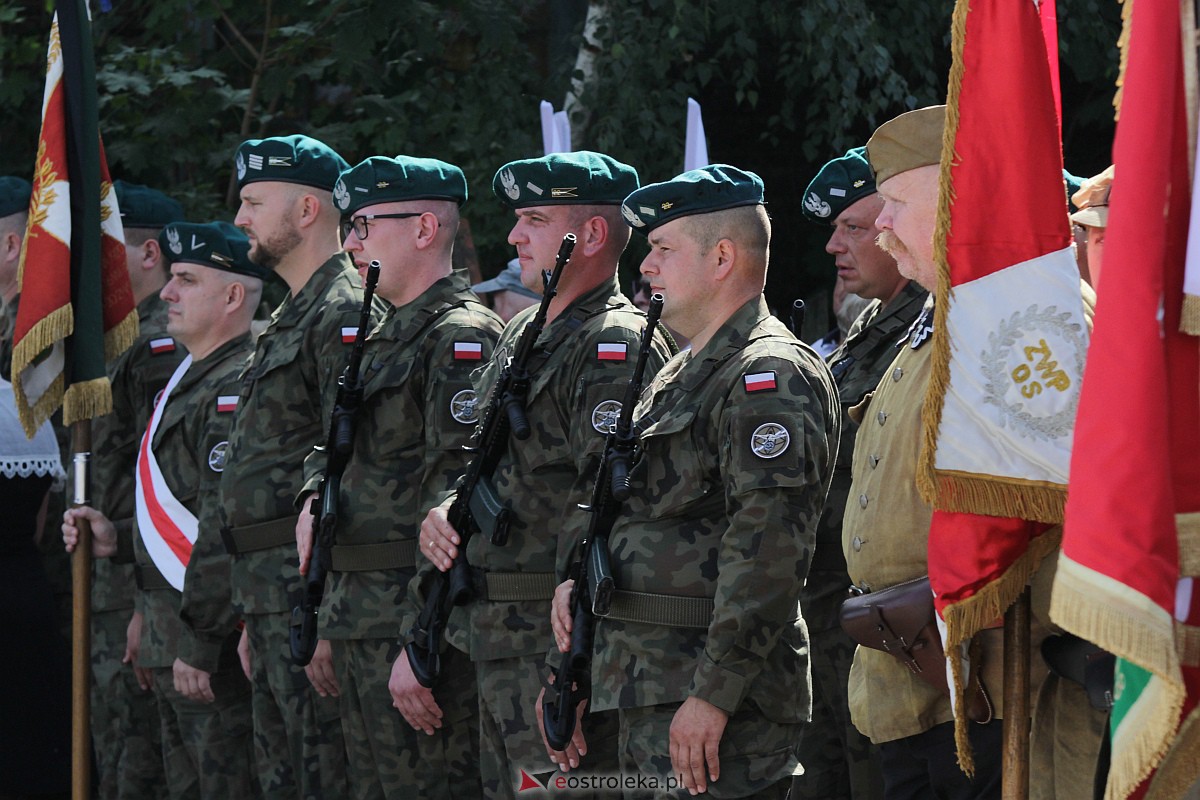Uroczystość patriotyczna w Laskach Szlacheckich [10.09.2023] - zdjęcie #15 - eOstroleka.pl