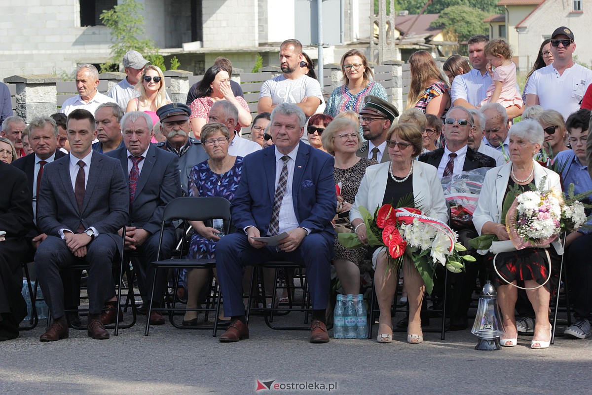 Uroczystość patriotyczna w Laskach Szlacheckich [10.09.2023] - zdjęcie #74 - eOstroleka.pl