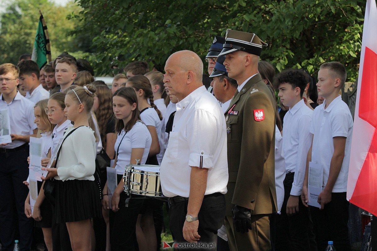 Uroczystość patriotyczna w Laskach Szlacheckich [10.09.2023] - zdjęcie #76 - eOstroleka.pl