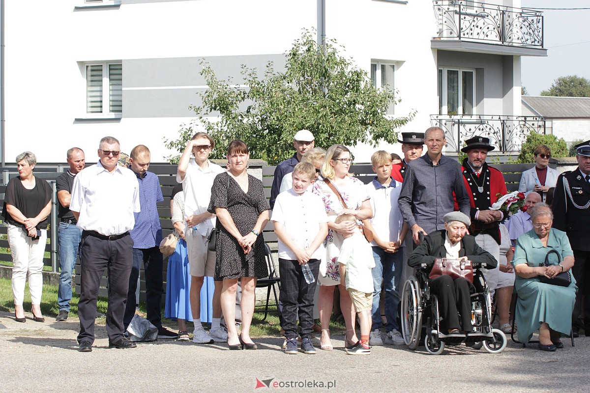 Uroczystość patriotyczna w Laskach Szlacheckich [10.09.2023] - zdjęcie #90 - eOstroleka.pl