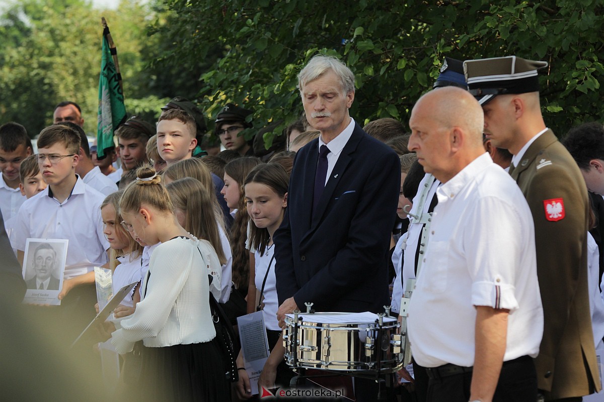 Uroczystość patriotyczna w Laskach Szlacheckich [10.09.2023] - zdjęcie #35 - eOstroleka.pl