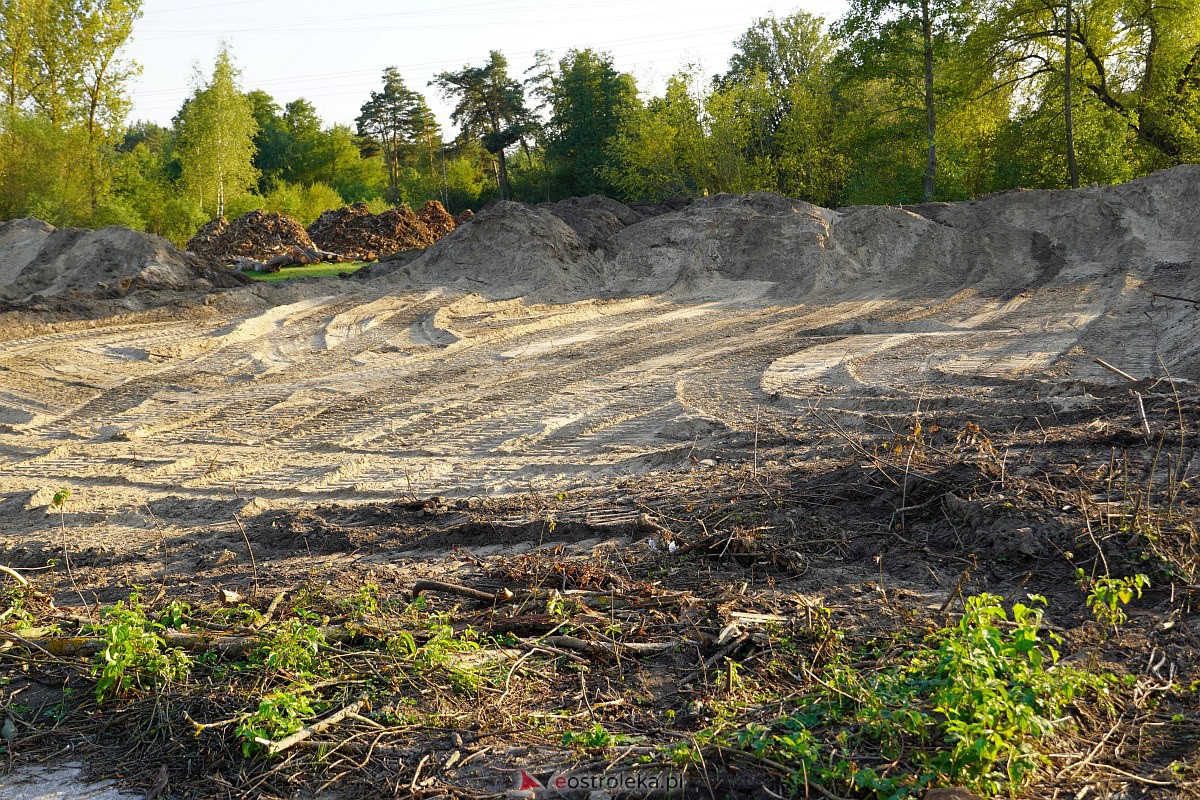 Budowa mostu przez rzekę Narew w Teodorowie [11.09.2023] - zdjęcie #11 - eOstroleka.pl