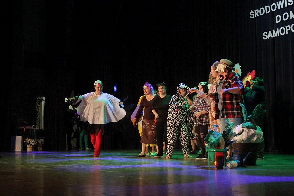 Jubileusz 10-lecia istnienia Środowiskowego Domu Samopomocy w Ostrołęce [12.09.2023] - zdjęcie #24 - eOstroleka.pl