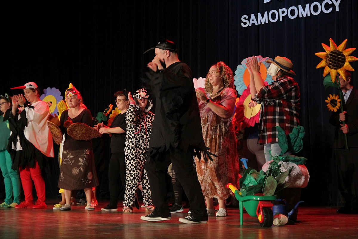 Jubileusz 10-lecia istnienia Środowiskowego Domu Samopomocy w Ostrołęce [12.09.2023] - zdjęcie #21 - eOstroleka.pl