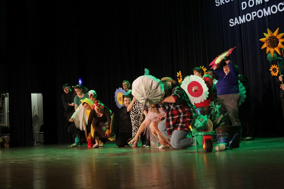 Jubileusz 10-lecia istnienia Środowiskowego Domu Samopomocy w Ostrołęce [12.09.2023] - zdjęcie #20 - eOstroleka.pl