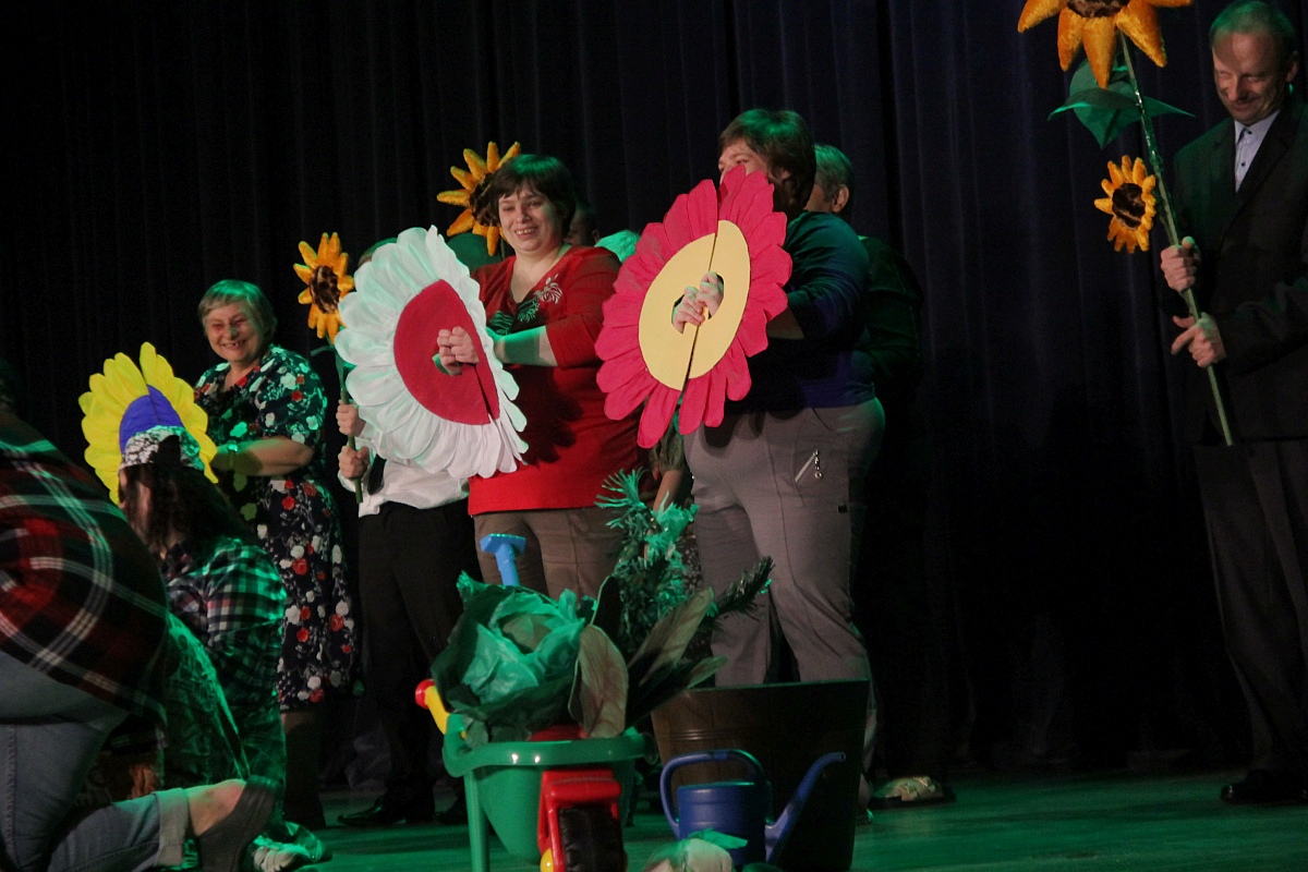 Jubileusz 10-lecia istnienia Środowiskowego Domu Samopomocy w Ostrołęce [12.09.2023] - zdjęcie #17 - eOstroleka.pl