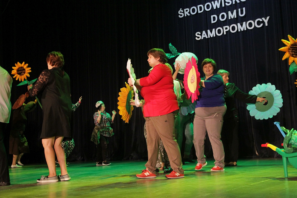 Jubileusz 10-lecia istnienia Środowiskowego Domu Samopomocy w Ostrołęce [12.09.2023] - zdjęcie #5 - eOstroleka.pl