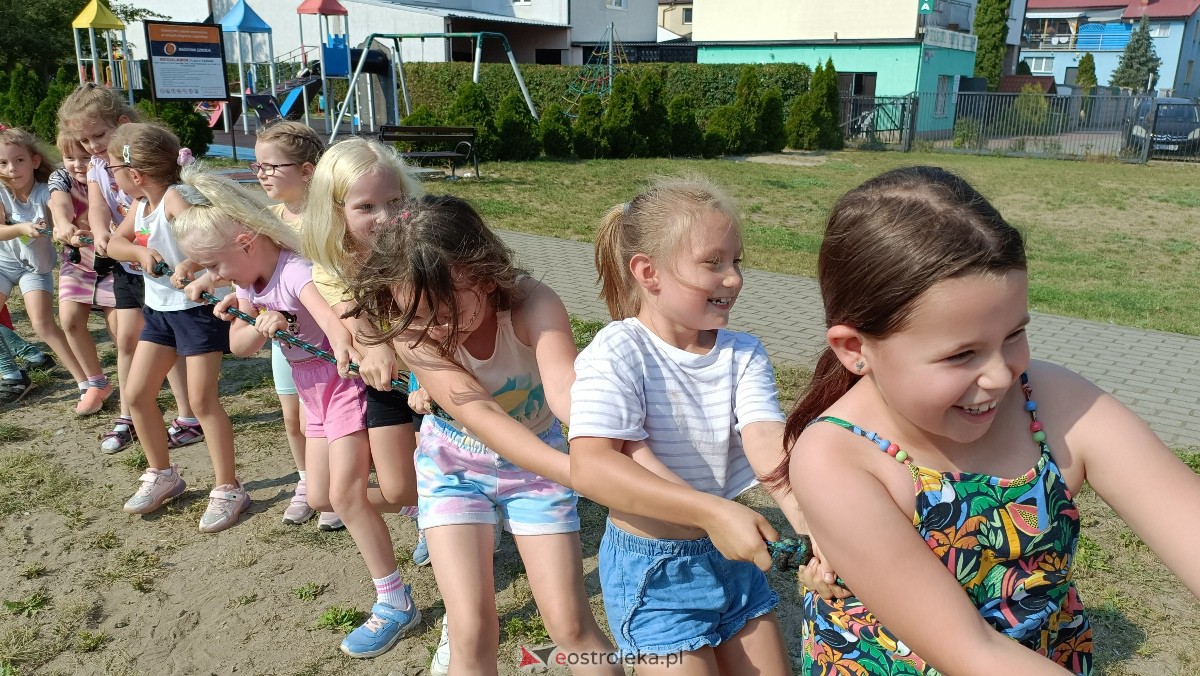 Piknik ekologiczny w “jedynce”. Dzieci uczyły się o ochronie środowiska [13.09.2023] - zdjęcie #85 - eOstroleka.pl