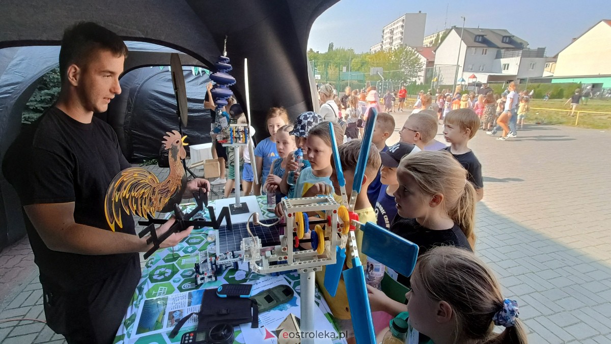 Piknik ekologiczny w “jedynce”. Dzieci uczyły się o ochronie środowiska [13.09.2023] - zdjęcie #41 - eOstroleka.pl