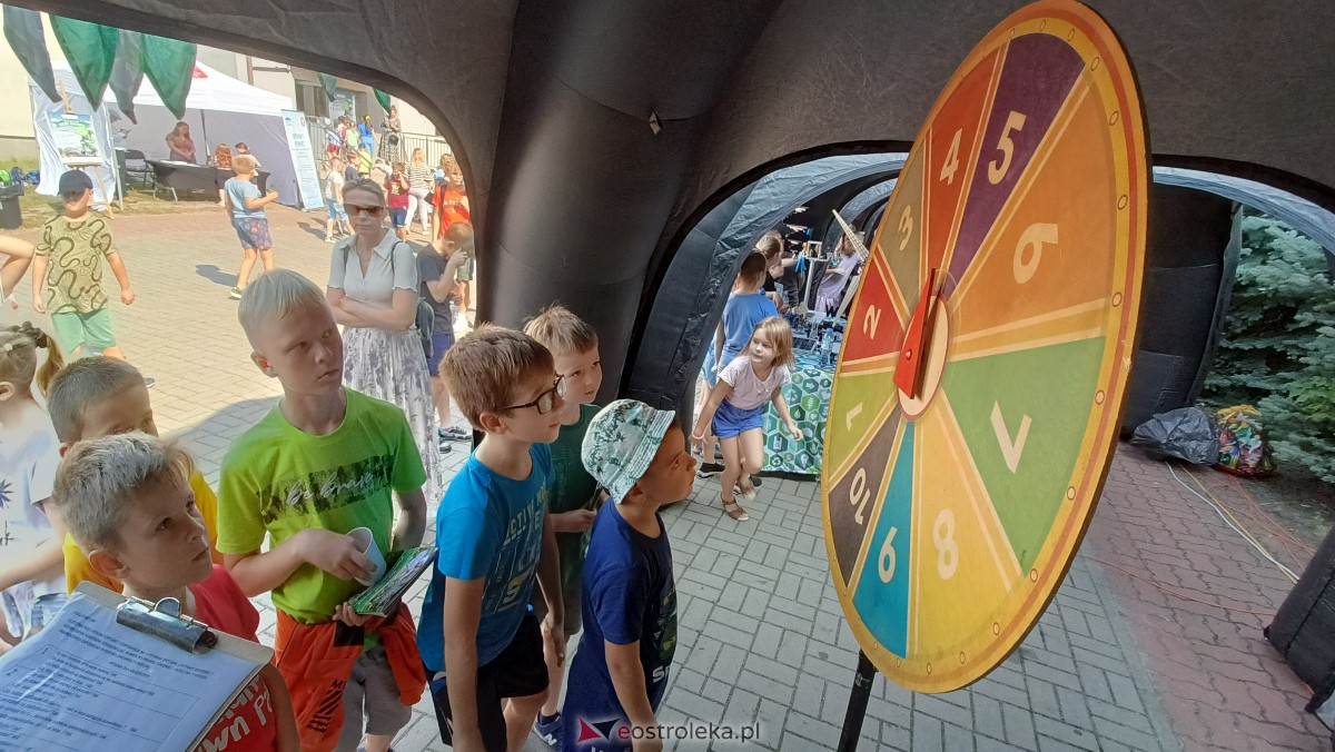 Piknik ekologiczny w “jedynce”. Dzieci uczyły się o ochronie środowiska [13.09.2023] - zdjęcie #36 - eOstroleka.pl