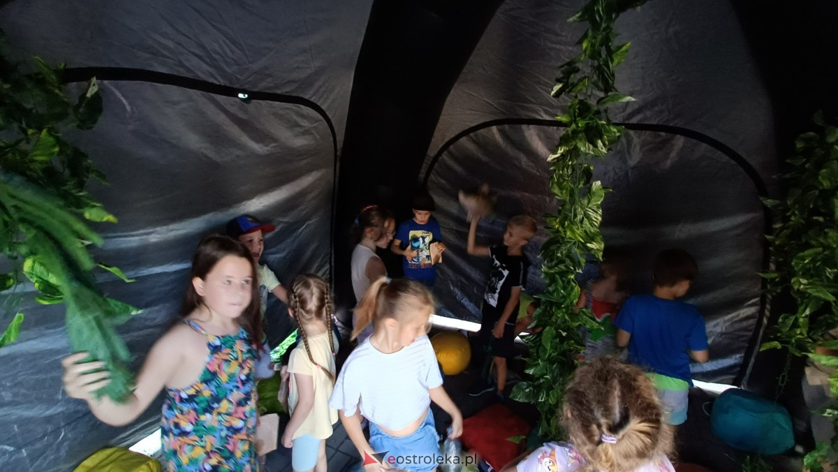 Piknik ekologiczny w “jedynce”. Dzieci uczyły się o ochronie środowiska [13.09.2023] - zdjęcie #27 - eOstroleka.pl