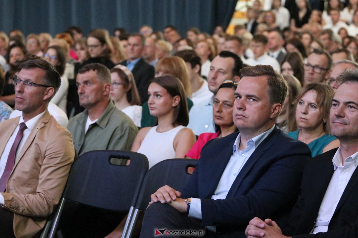 Samorządowa Gala Uczniowska 2023 [14.09.2023] - zdjęcie #235 - eOstroleka.pl