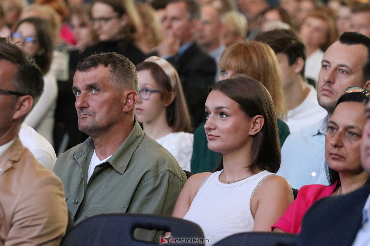 Samorządowa Gala Uczniowska 2023 [14.09.2023] - zdjęcie #234 - eOstroleka.pl
