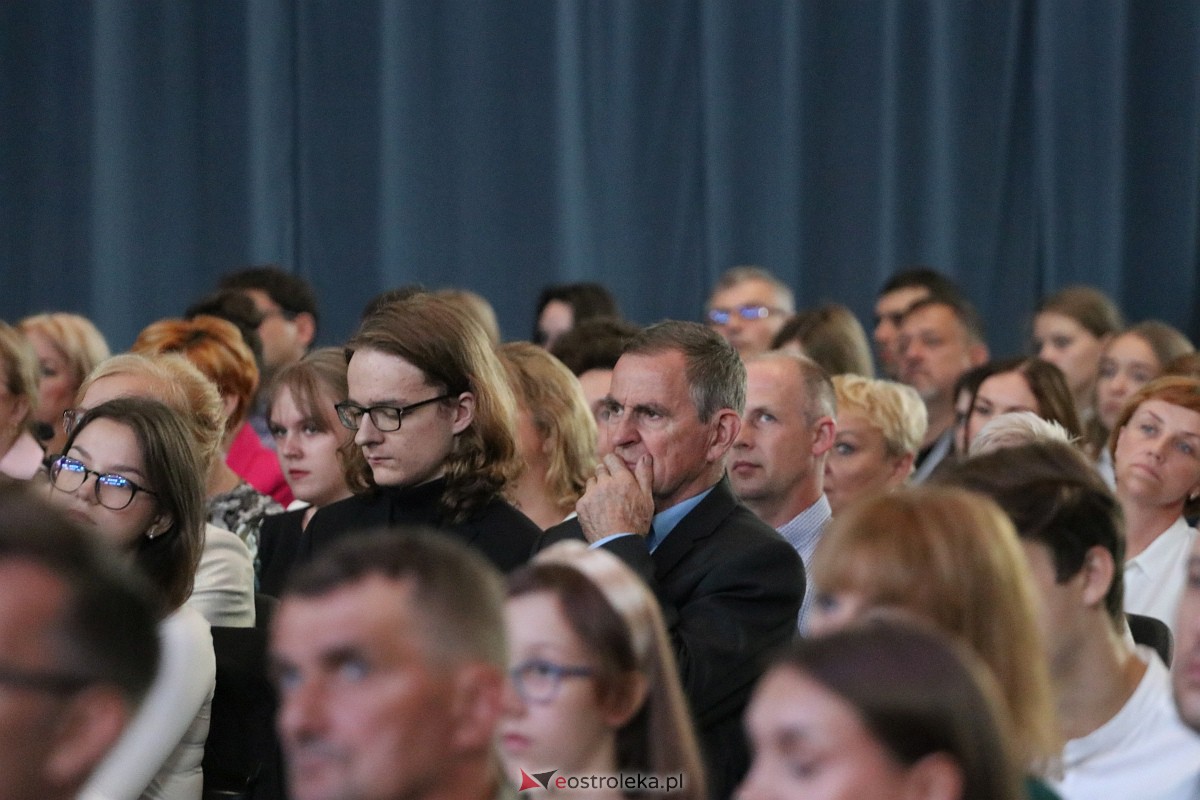 Samorządowa Gala Uczniowska 2023 [14.09.2023] - zdjęcie #233 - eOstroleka.pl