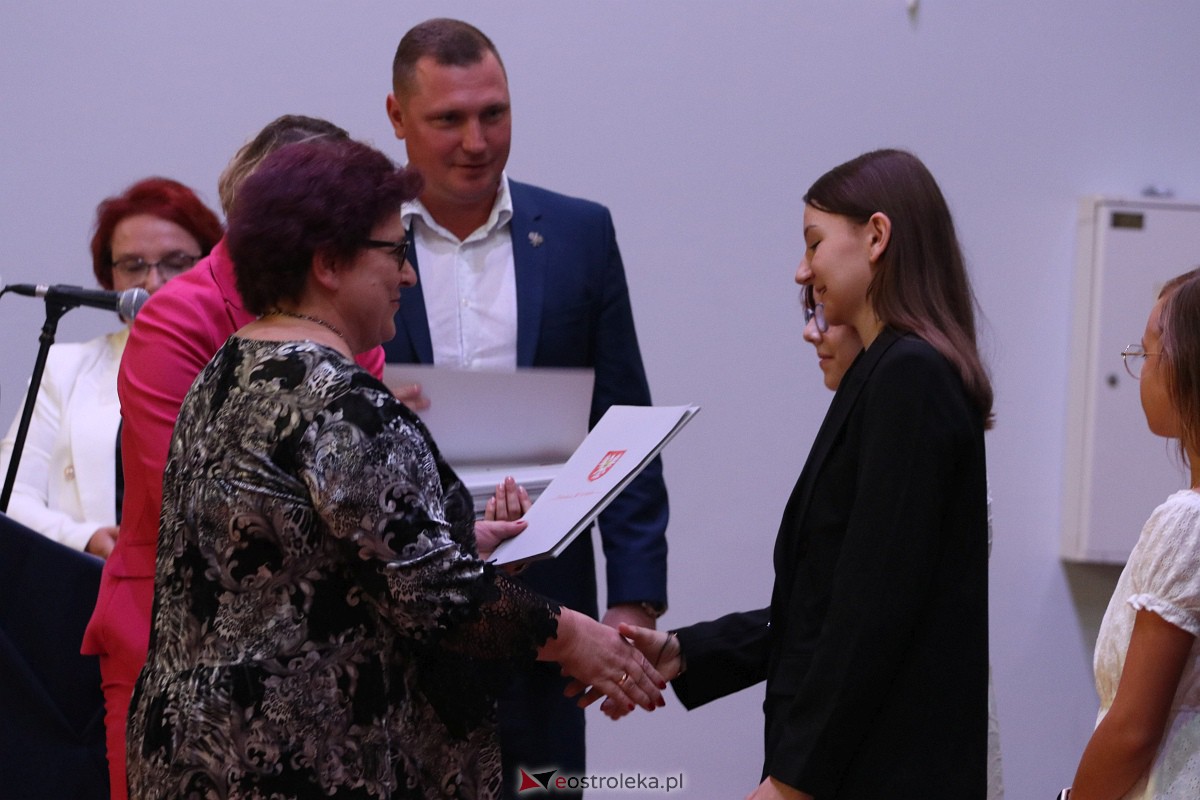 Samorządowa Gala Uczniowska 2023 [14.09.2023] - zdjęcie #188 - eOstroleka.pl