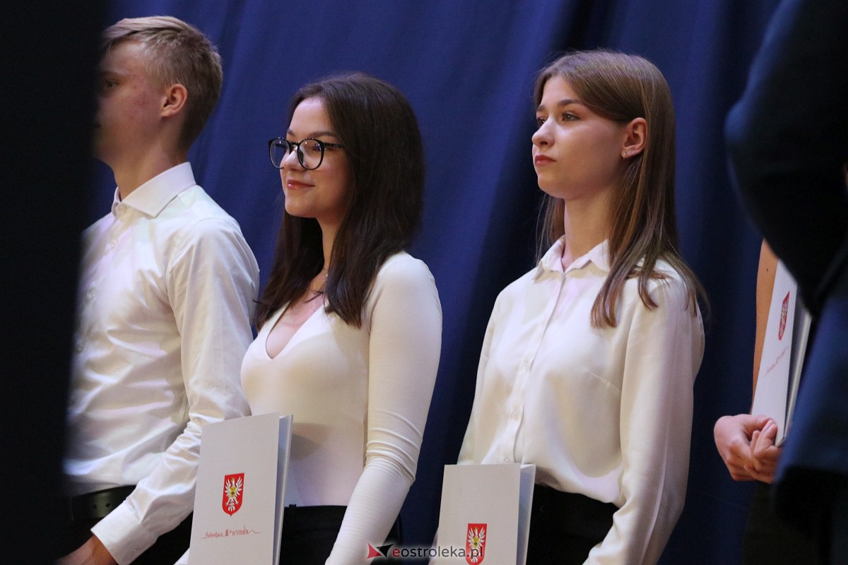 Samorządowa Gala Uczniowska 2023 [14.09.2023] - zdjęcie #144 - eOstroleka.pl