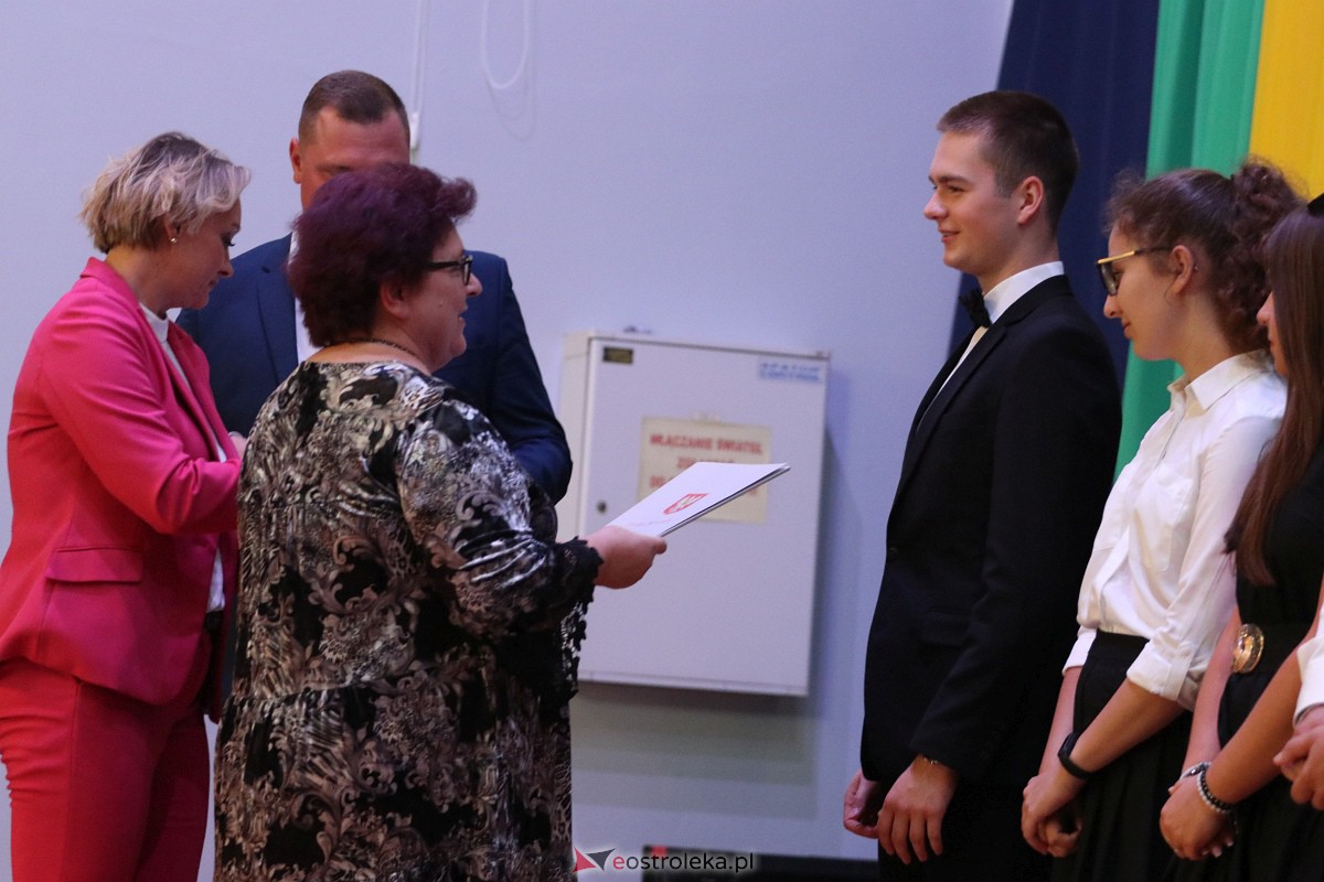 Samorządowa Gala Uczniowska 2023 [14.09.2023] - zdjęcie #131 - eOstroleka.pl