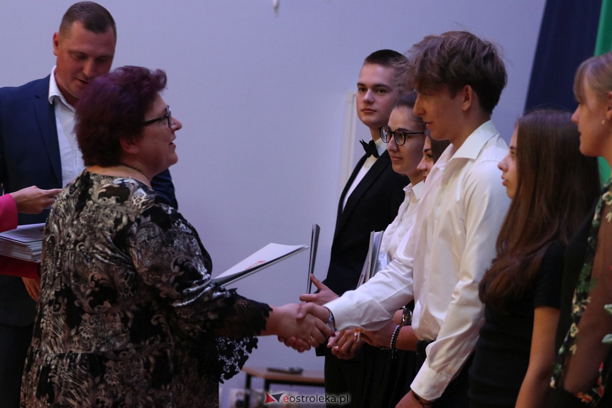 Samorządowa Gala Uczniowska 2023 [14.09.2023] - zdjęcie #128 - eOstroleka.pl