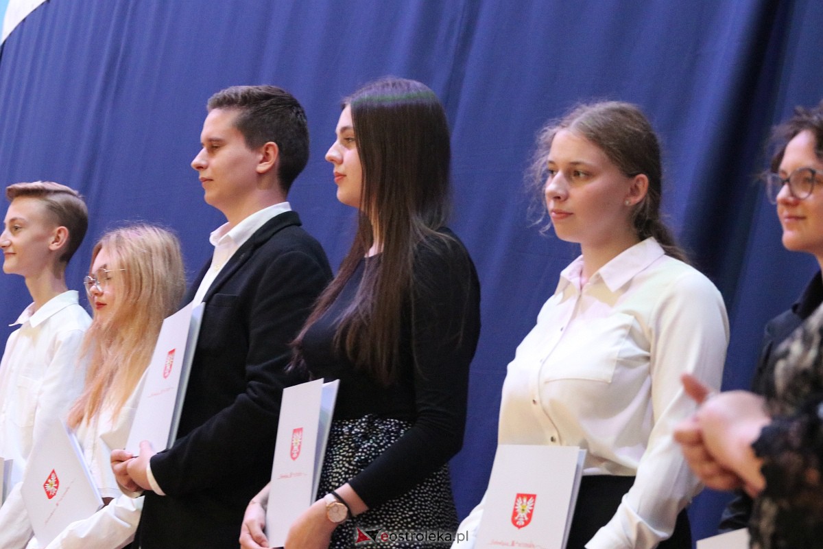 Samorządowa Gala Uczniowska 2023 [14.09.2023] - zdjęcie #102 - eOstroleka.pl