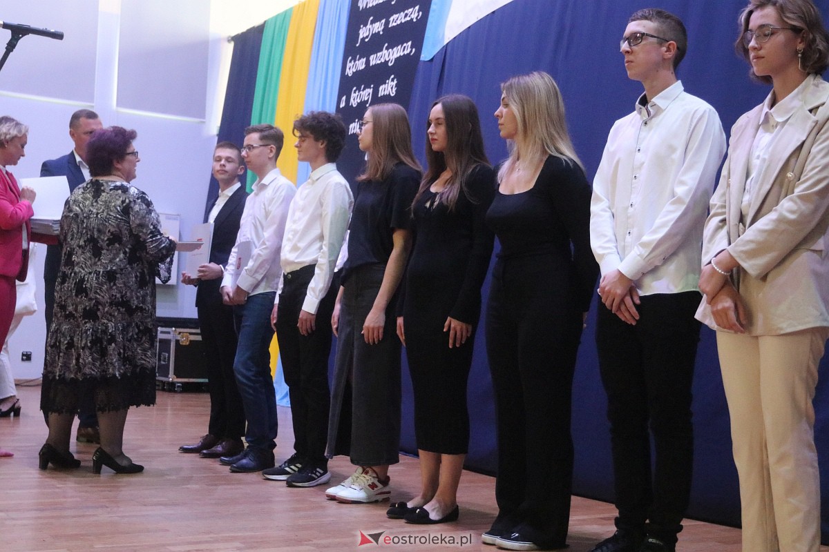 Samorządowa Gala Uczniowska 2023 [14.09.2023] - zdjęcie #207 - eOstroleka.pl