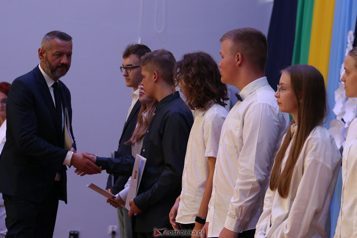 Samorządowa Gala Uczniowska 2023 [14.09.2023] - zdjęcie #54 - eOstroleka.pl