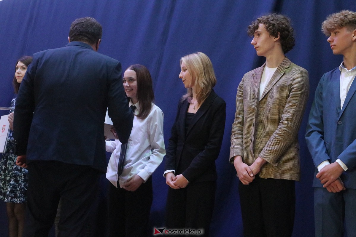 Samorządowa Gala Uczniowska 2023 [14.09.2023] - zdjęcie #26 - eOstroleka.pl