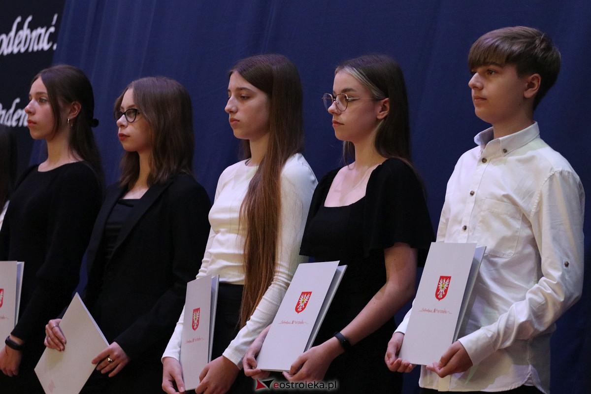 Samorządowa Gala Uczniowska 2023 [14.09.2023] - zdjęcie #2 - eOstroleka.pl