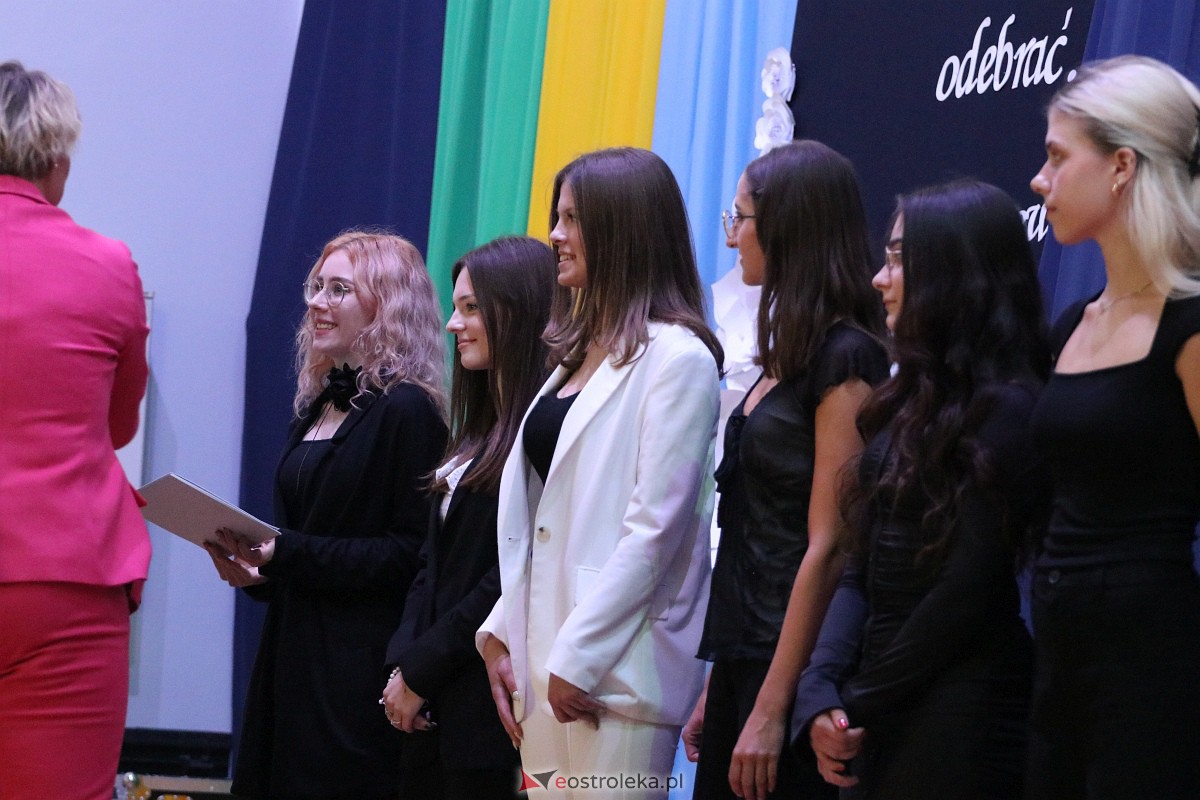 Samorządowa Gala Uczniowska 2023 [14.09.2023] - zdjęcie #47 - eOstroleka.pl