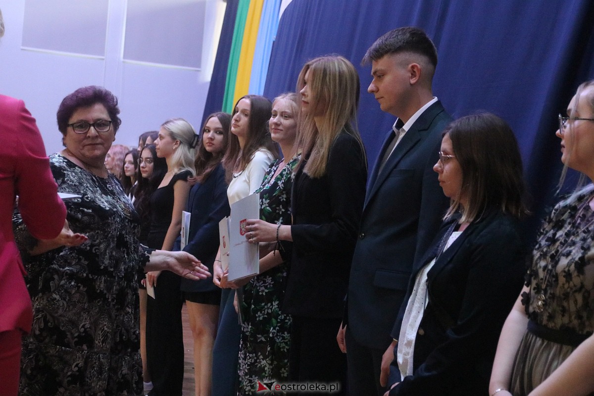 Samorządowa Gala Uczniowska 2023 [14.09.2023] - zdjęcie #39 - eOstroleka.pl