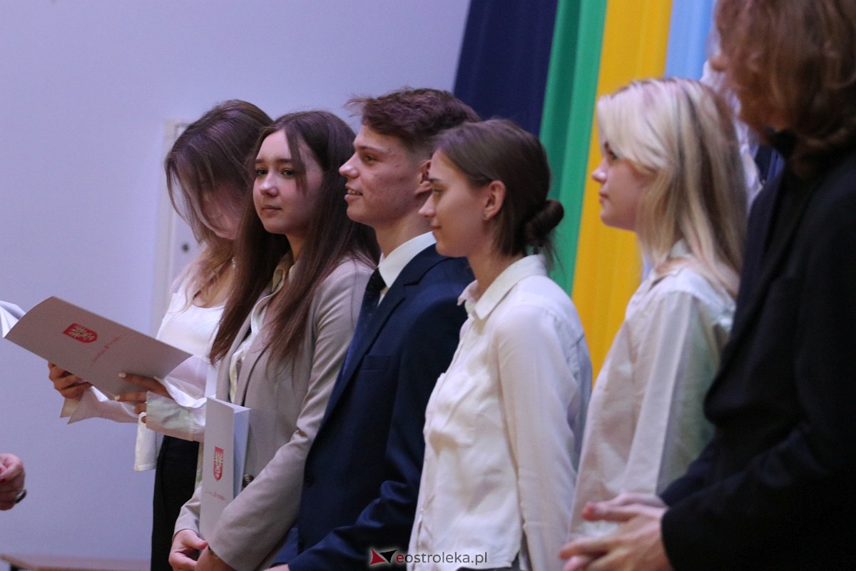 Samorządowa Gala Uczniowska 2023 [14.09.2023] - zdjęcie #23 - eOstroleka.pl