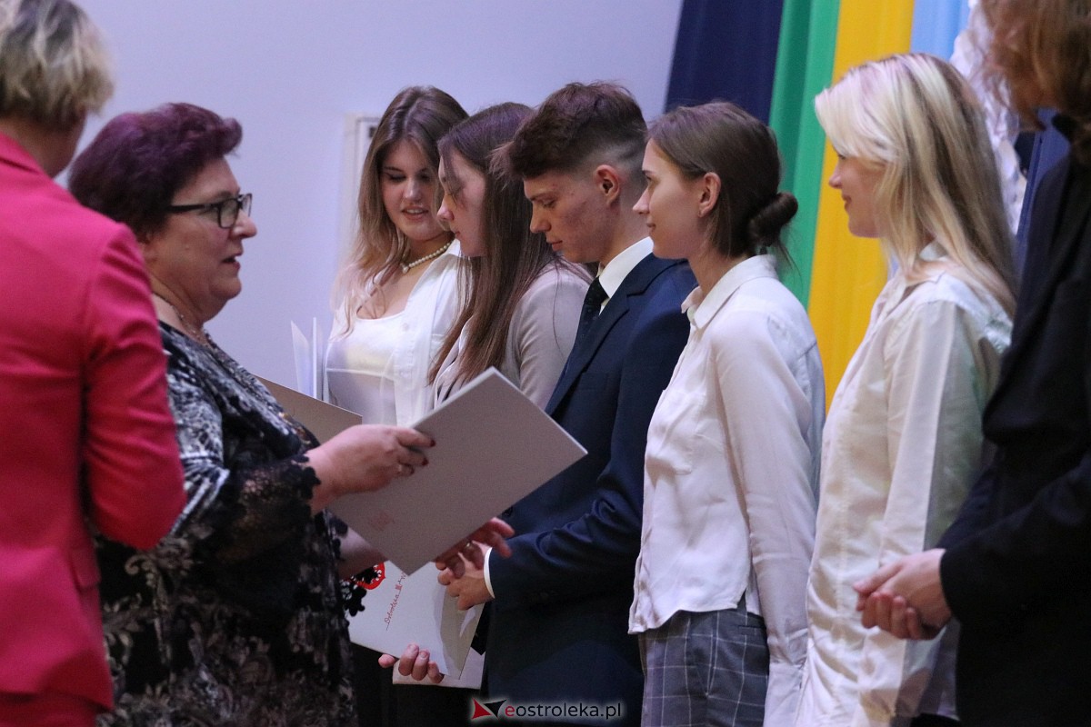 Samorządowa Gala Uczniowska 2023 [14.09.2023] - zdjęcie #19 - eOstroleka.pl